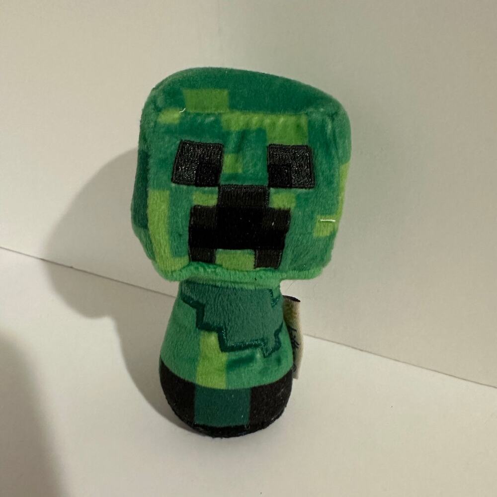 Minecraft Creeper Hallmark Itty Bittys